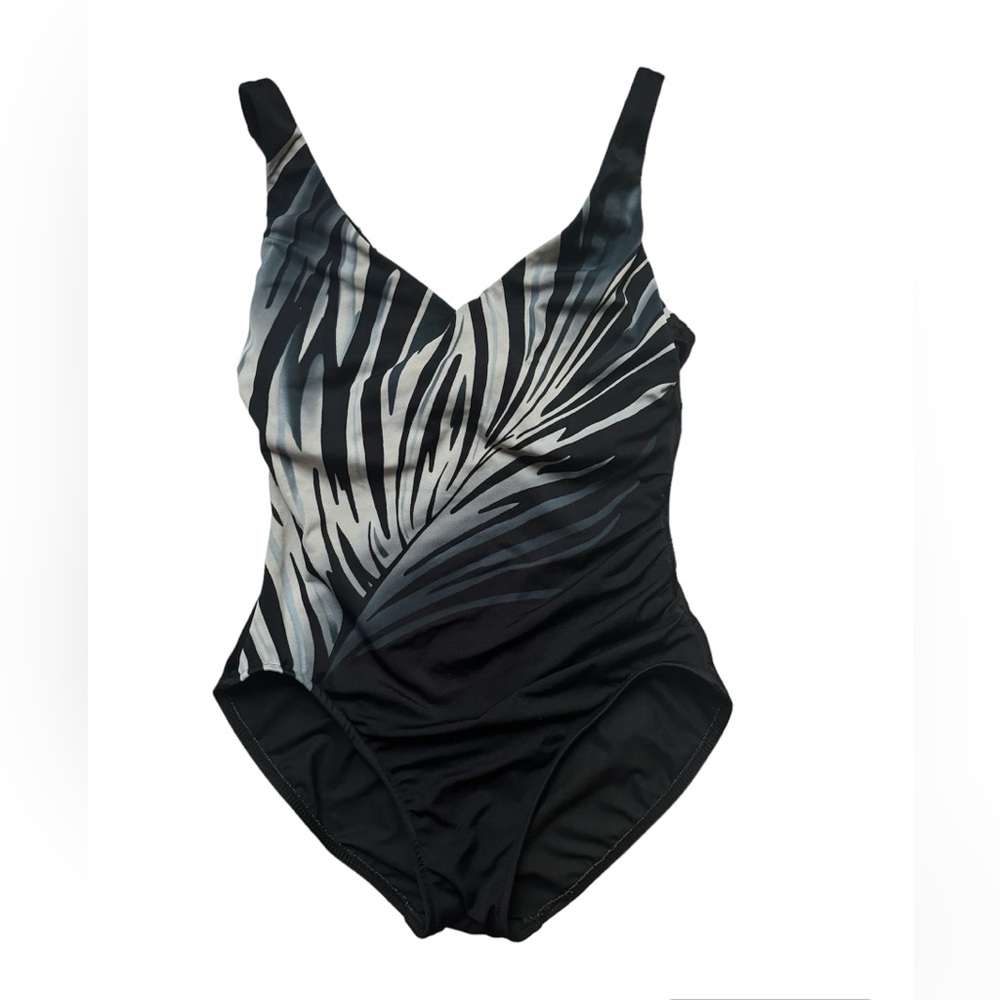MIRACLESUIT Size 10 Black /Gray Slenderizing One-Piece Swimsuit Excellent